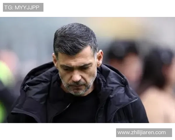 韩国足球传奇球星老帅的风采与成就回顾